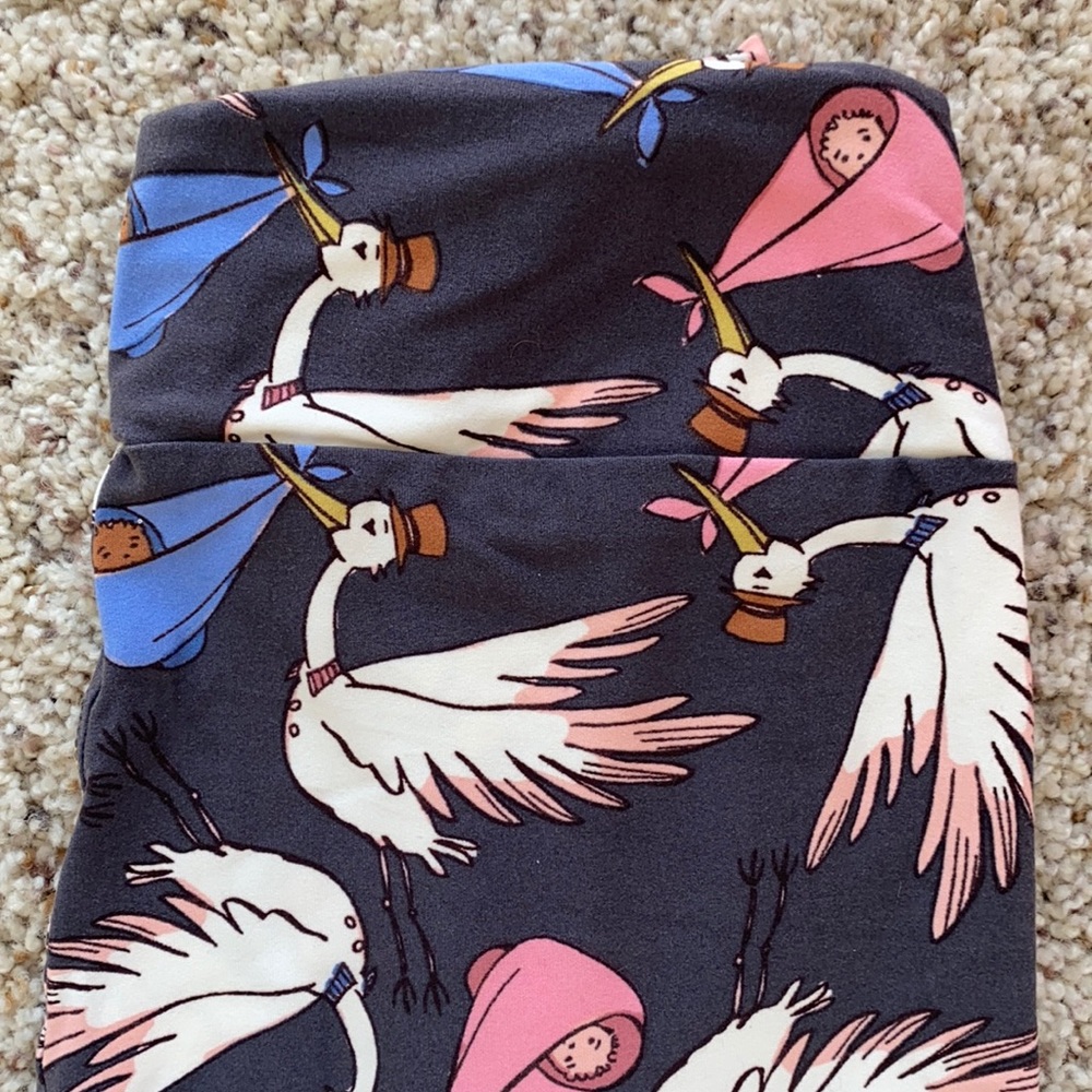 • Lularoe OS Leggings •